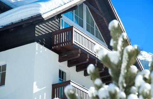 Bad Gastein Ski Chalet | Chalet Enzian by AlpenTravel