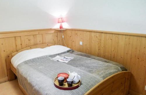 Les Bossons Ski Chalet | Chalet Evasion by Interhome