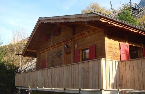 Les Bossons Ski Chalet | Chalet Evasion by Interhome