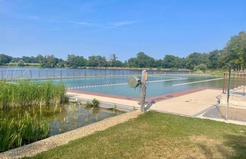 Treignat House | Chalet familial avec terrasse et activités camping - FR-1-489-405