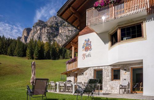 La Villa Ski Chalet | Chalet Fisti