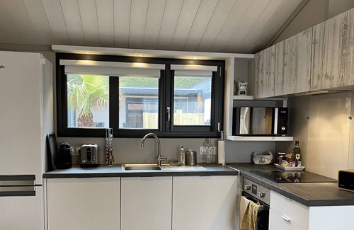 Saint-Hilaire-de-Riez Ski Chalet | Chalet for 5 - Indoor pool - St Hilaire