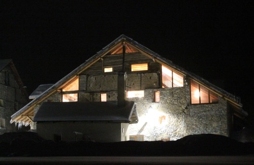 Cervieres Ski Chalet | Chalet foot of the tracks, sauna jacuzzi, chimney. Ideal for hiking, activities