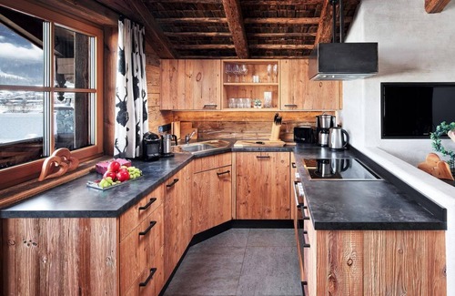 Hundsdorfl Apartment | Chalet for 6-9 people (3 bedrooms, 3 bathrooms) - Almdorf Flachau and Promi Alm