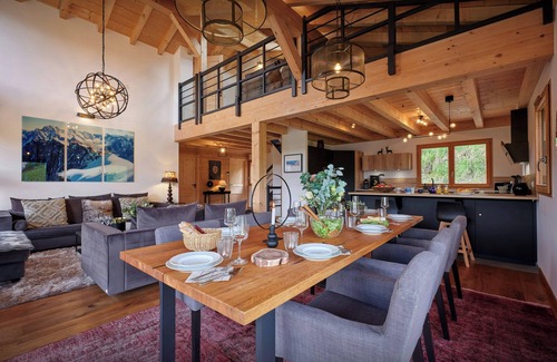 Saint-Gervais-les-Bains Ski Chalet | Chalet Etoile Nordique - all year mountain break for 10 - OVO Network