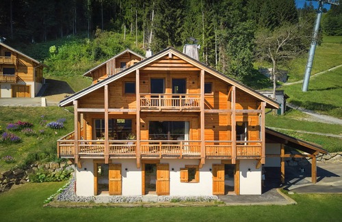 Saint-Nicolas-de-Veroce Ski Chalet | Chalet Piccolo - ski holiday with spa (max 10 adults) - OVO Network