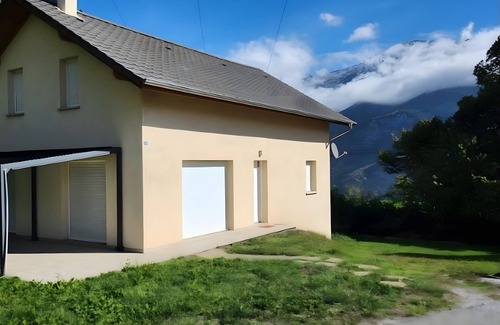 Saint-Jean-de-Maurienne Villa | Chalet 'Saint Jean De Maurienne' with Private Garden and Wi-Fi