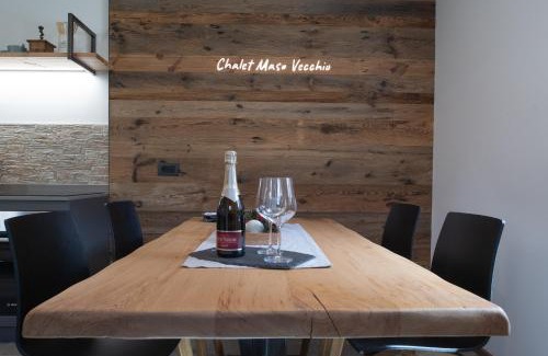 Castello Tesino Ski Chalet | Chalet Ginepro - Chalet Maso Vecchio con vista montagne Passo Brocon, Trentino