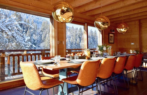 Morzine House | Chalet Gouter- Great central location with Jacuzzi