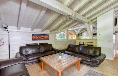 Chamonix-Mont-Blanc Ski Chalet | Chalet Hideaway 2