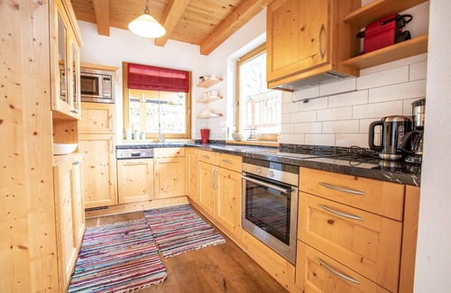 Hochkrimml House | Chalet Hochkrimml with sauna on the ski slope