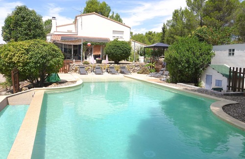 Cazouls-les-Beziers Ski Chalet | Chalet in a peaceful 2 hectare domain with heated swimming pool