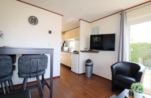 Tzummarum House | Chalet in Friesland near Wadden Sea & Franeker