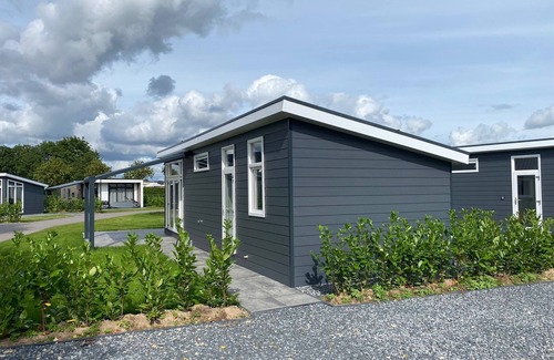 Lathum Ski Chalet | Chalet in Gelderland With Spacious Garden