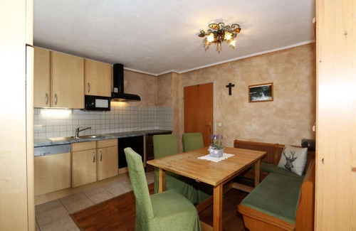 Grossarl Apartment | Chalet in Grossarltal with Panoramic Views