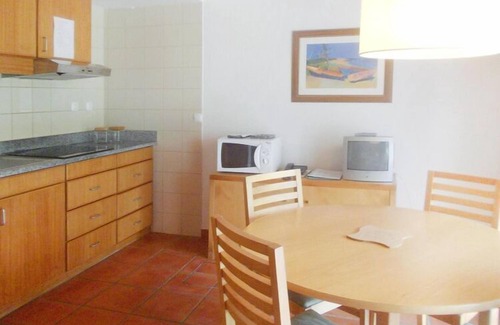 Lagoa House | Chalet in Lagoa with Natural Pools Nearby