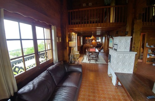 Lugrin Ski Chalet | Chalet in nature overlooking Lake Geneva