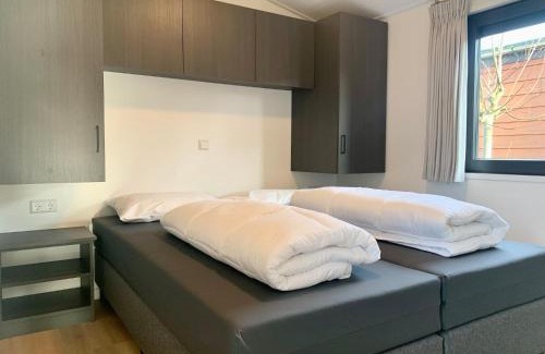 Sint Maartensvlotbrug House | Chalet in Sint Maartenszee near Sandy Beach