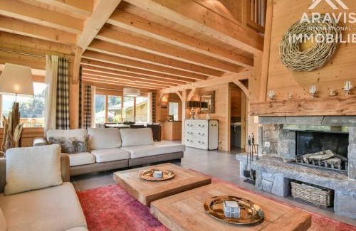 Le Grand-Bornand Ski Chalet | Chalet indépendant 4* pour 8 pers, 4 chambres, cheminée, cuisine équipée, Wifi, parking - FR-1-391-8
