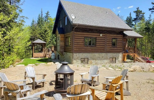 Wentworth-Nord Ski Chalet | Chalet Indigo - Swiss chalet en bois rond