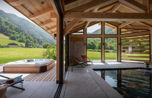 Thones Ski Chalet | Chalet Julena - OVO Network
