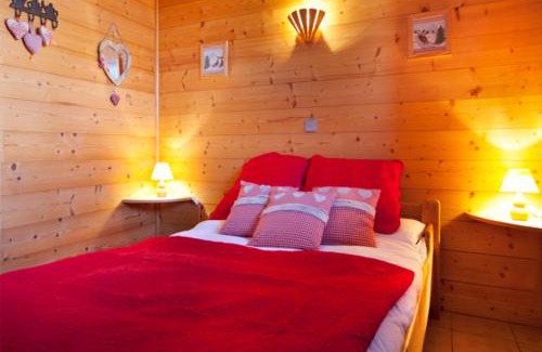 Montalbert Ski Chalet | Chalet Juliet 10 people