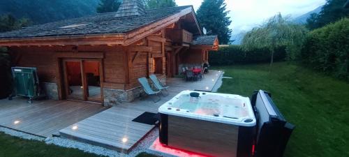 Les Bossons Ski Chalet | Chalet KIDOU, Grand Confort, nouveau SPA extérieur