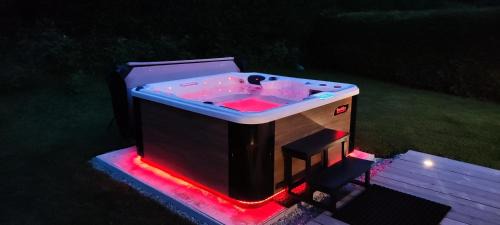 Les Bossons Ski Chalet | Chalet KIDOU, Grand Confort, nouveau SPA extérieur