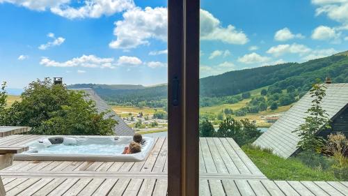 Besse-et-Saint-Anastaise Ski Chalet | Chalet l'Anorak Super Besse