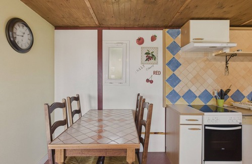 Salignac-Eyvignes Ski Chalet | Chalet La Brousse No. 2 – sleeps 5 – with pool