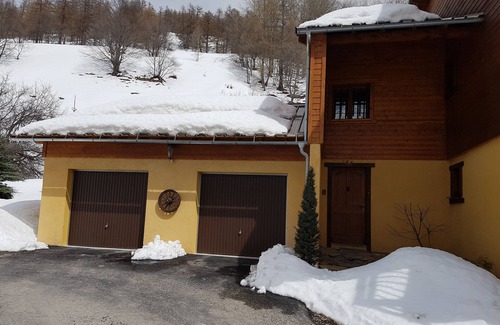 Allos Ski Chalet | Chalet La Foux d'Allos Chalet Jeannot Altitude 1715 m
