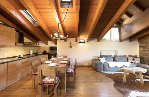 Temu Apartment | Chalet la Segheria - Three Bedroom Apartment, Sleeps 7