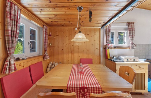 Cavareno Ski Chalet | Chalet 'Laura' with Private Terrace and Private Garden