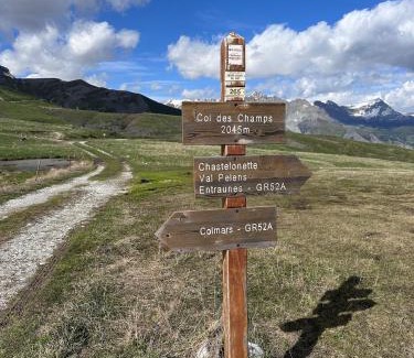 Allos Ski Chalet | Chalet Le refuge