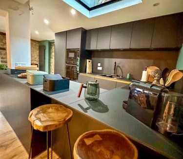 Boutx Ski Chalet | Chalet Le René-Sens - 5 pers - Grande terrasse - bain nordique SPA - Piscine