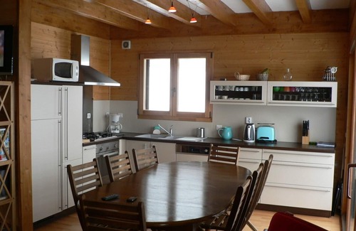 Chamrousse Ski Chalet | Chalet Les Trappistes 10 persons in Chamrousse 1750m with "Wifi".