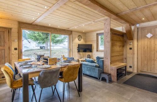 Le Praz de Lys Ski Chalet | Chalet Mazot Savoyard