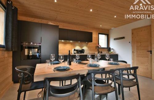 Le Grand-Bornand Ski Chalet | Chalet Mitoyen Luxueux 8 Pers, 3 Chambres Confortables pour une Escapade Alpestre Inoubliable - FR-1-391-168