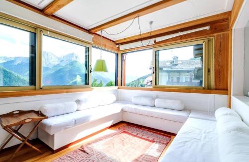San Giovanni di Fassa Ski Chalet | Chalet Monciòn