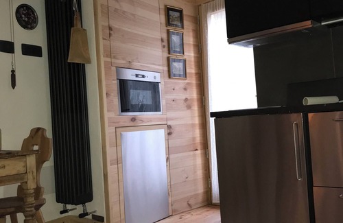 Albosaggia Ski Chalet | Chalet Monks at the Fountain "Junior Suite "