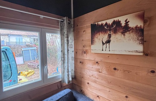 Roquefeuil Ski Chalet | Chalet 'Montana 5 4 Pers' with Mountain View, Shared Pool and Wi-Fi