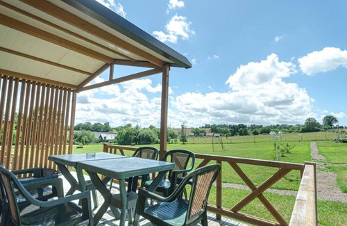 Ouffieres Ski Chalet | Chalet Morea de 5 Personnes, Confortable et Tout Équipé !