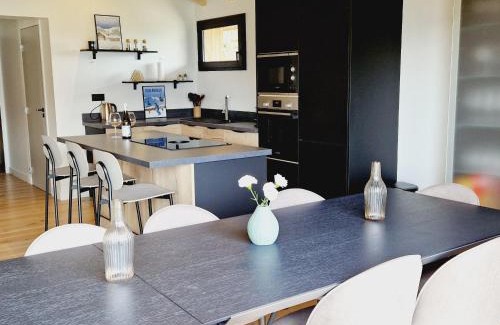 Montalbert Ski Chalet | Chalet neuf 2024 pour 12 pers. avec jacuzzi, ski-room et parking à La Plagne - FR-1-755-15