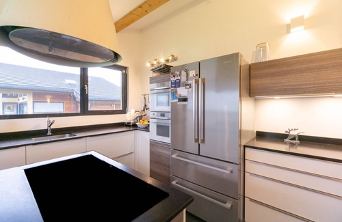 Nancroit Ski Chalet | Chalet 'Olbios' with Mountain View, Shared Terrace and Wi-Fi