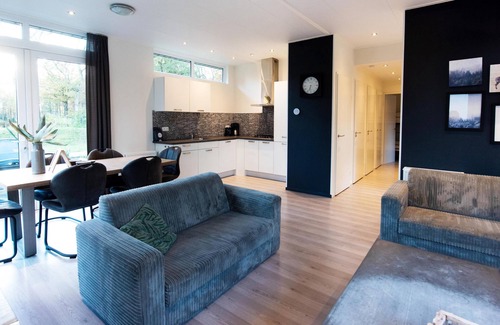 Zorgvlied Ski Chalet | Chalet on a beautiful park in Drenthe