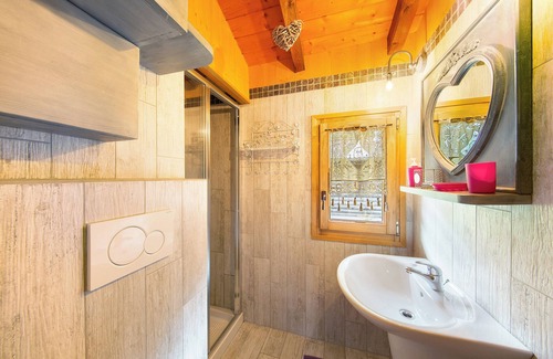 Forno di Zoldo Ski Chalet | Chalet 'Orserose I Masenin' with Mountain View, Shared Terrace and Wi-Fi