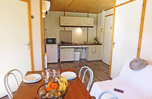 Martres-Tolosane Ski Chalet | Chalet Privilège adapted for people with reduced mobility - 2 bedrooms 5 to 7 people - 5 people included in the price