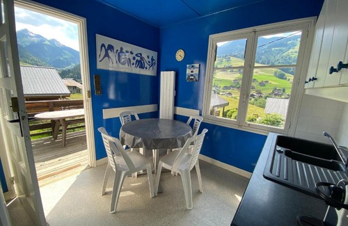 Beaufort Ski Chalet | Chalet proche des commerces, 6 personnes, 2 chambres - CH16