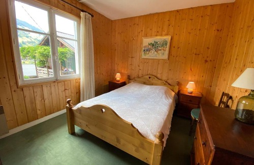 Beaufort Ski Chalet | Chalet proche des commerces, 6 personnes, 2 chambres - CH16