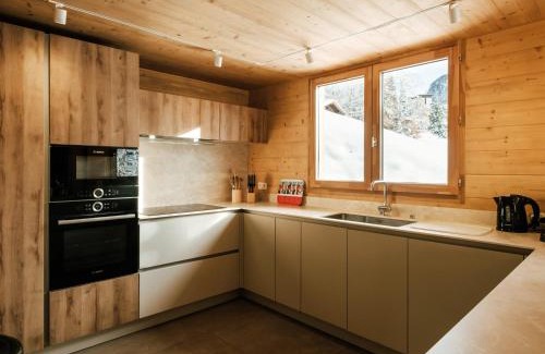 La Clusaz Ski Chalet | Chalet rénové 2020 pour 8 pers., proche pistes et village, garage, WIFI – La Clusaz - FR-1-304-262